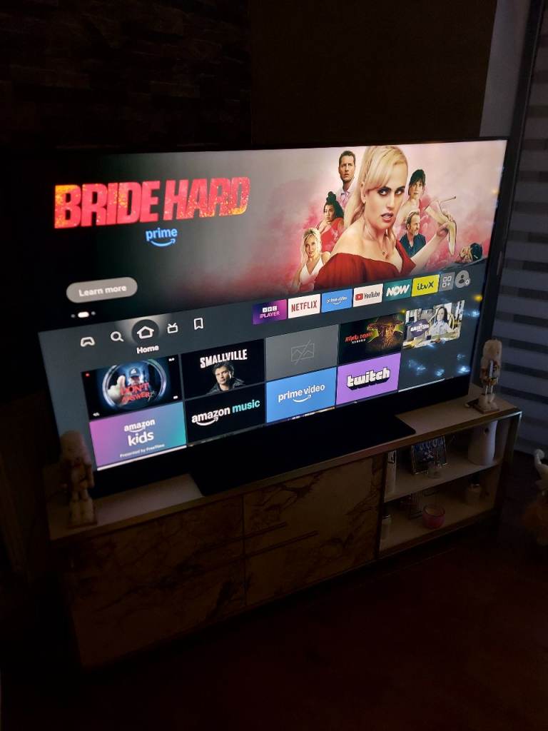 Sky glass tv 65inc good condition 