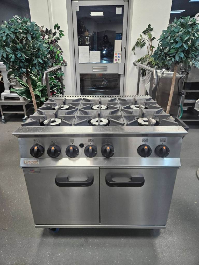Commercial Lincat Opus 6 Burner Cooker / Oven Range Natural Gas (UK Made) 