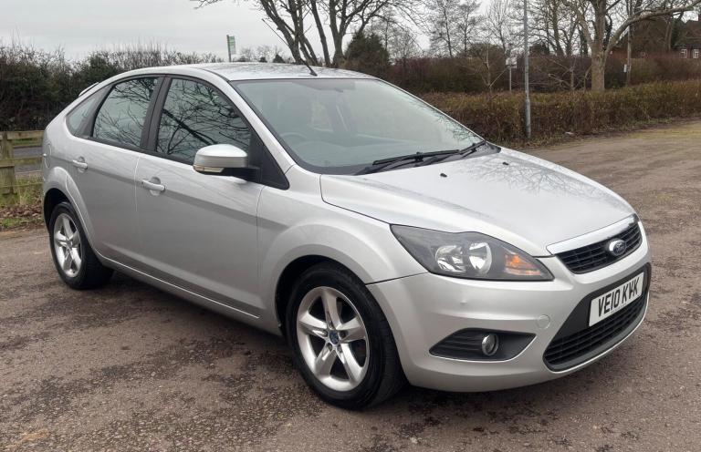 2010 Ford Focus 1.6 TDCi Zetec 5dr [110] [DPF] HATCHBACK DIESEL Manual