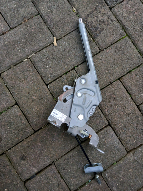 Mini Cooper R50 2006 handbrake mechanism, good working condition 