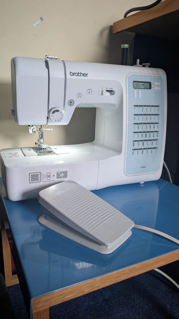 Brother FS40 Sewing Machine – Good Condition