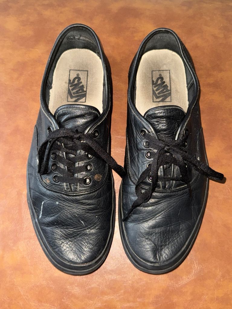 VANS BLACK LEATHER TRAINERS 