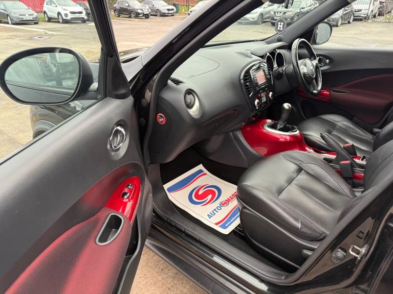 2012 Nissan Juke 1.6 Tekna 5dr HATCHBACK Petrol Manual