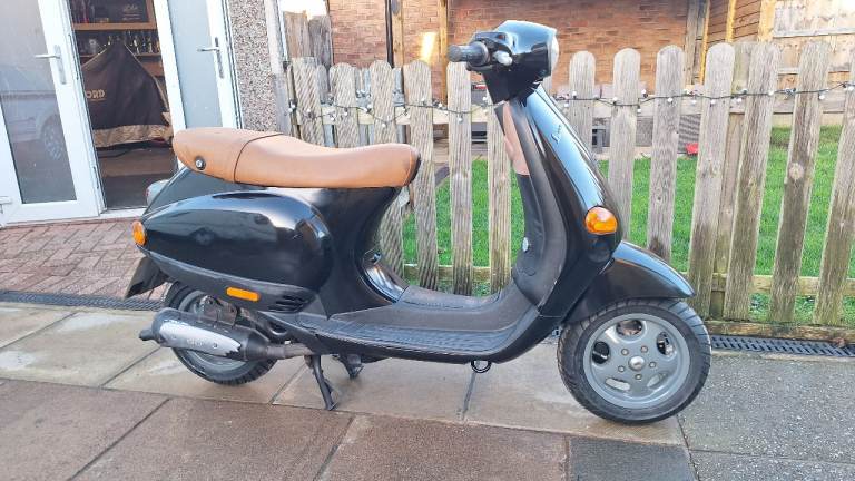Piaggio, VESPA, 2005, 49 (cc)