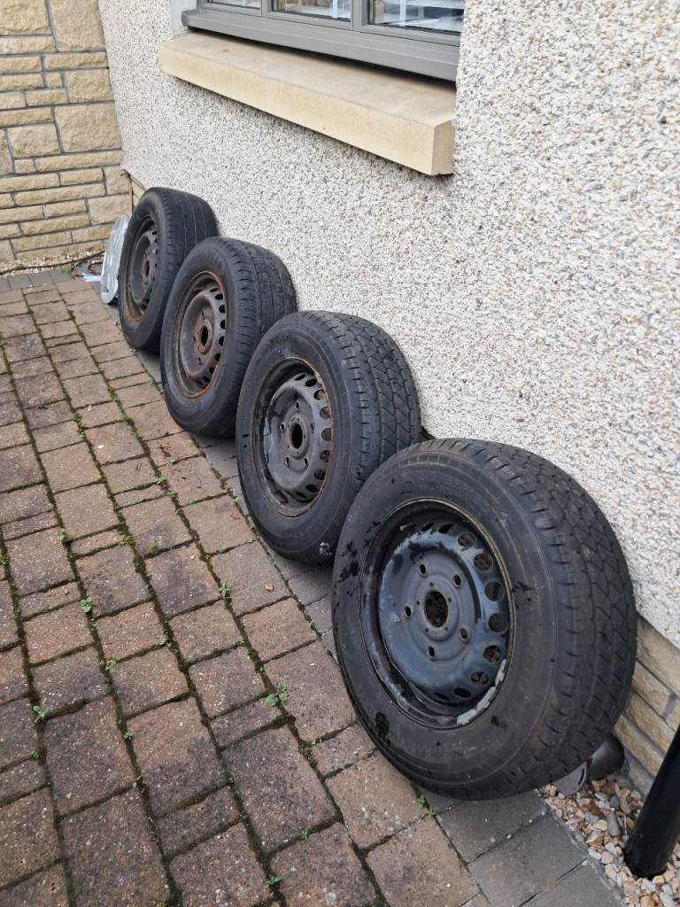 Wheels and tyres.