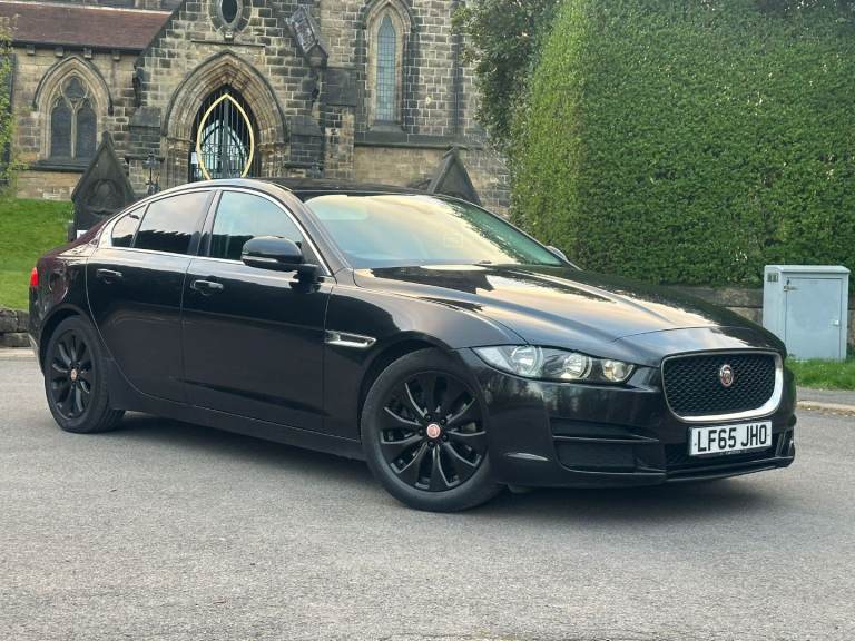2015 jaguar XE 2.0D £20 Tax Ulez compliant euro 6 full leather Interior heated seats 