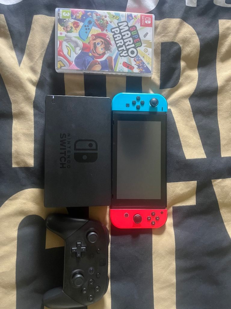 Nintendo Switch Bundle 