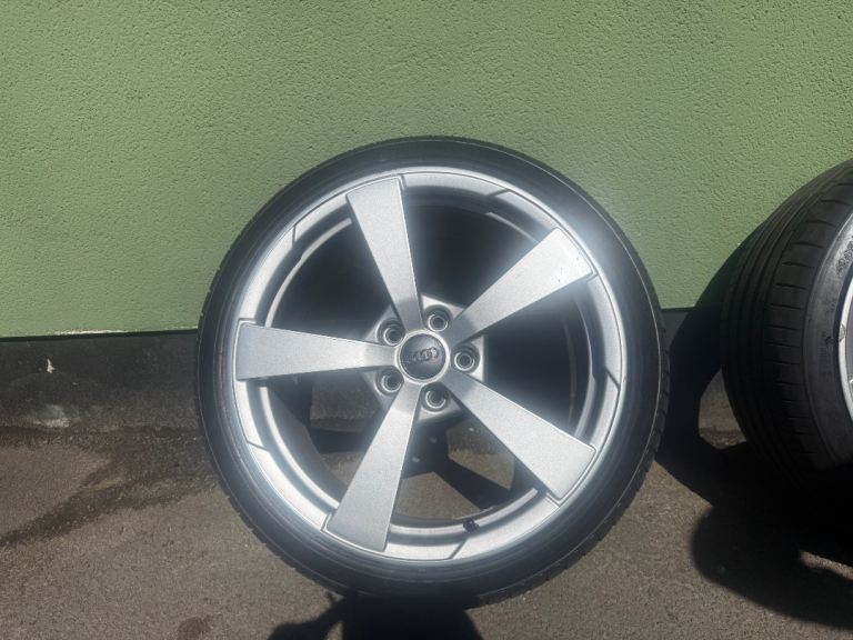 4 x Audi TT Mk3 Alloy Wheels and Tyres 19” Genuine 