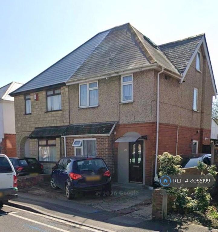 2 bedroom flat in Pine Road, Bournemouth, BH9 (2 bed) (#3065199)