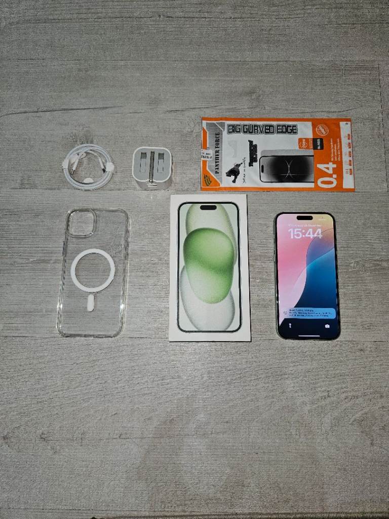 Iphone 15 Plus 5G Bundle 128GB Unlocked Green Warranty 