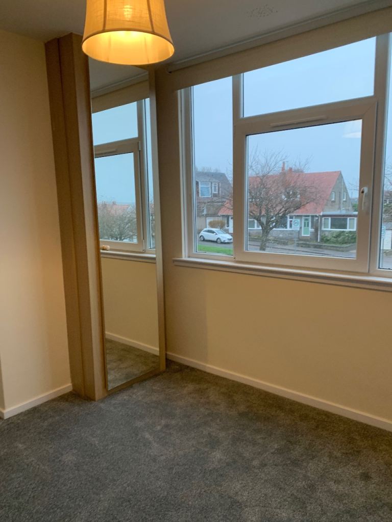 Springfield Road Unfurnished 2/3 Bed Semi detached house for Rent 