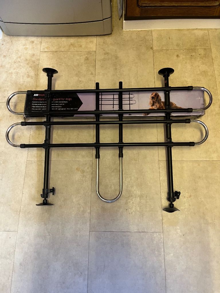 RAC standard dog cargo guard 