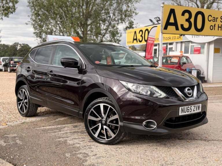 2015 Nissan Qashqai 1.6 dCi Tekna 4WD Euro 6 (s/s) 5dr HATCHBACK Diesel Manual