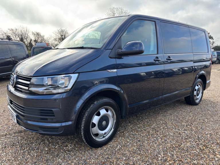 VOLKSWAGEN TRANSPORTER DRIVER TRANSFER WAV WHEELCHAIR ACCESSIBLE VEHICLE 2.0