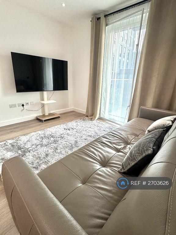 1 bedroom in Rothesay House, London, W6 (#2703626)