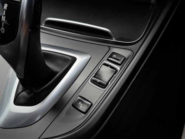 2017 BMW 3 Series 3.0 330d M Sport Auto xDrive Euro 6 (s/s) 4dr SALOON Diesel Automatic