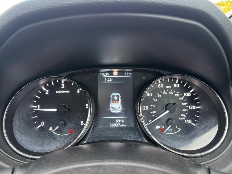 2017 Nissan Qashqai 1.5 dCi N-Vision 5dr HATCHBACK Diesel Manual