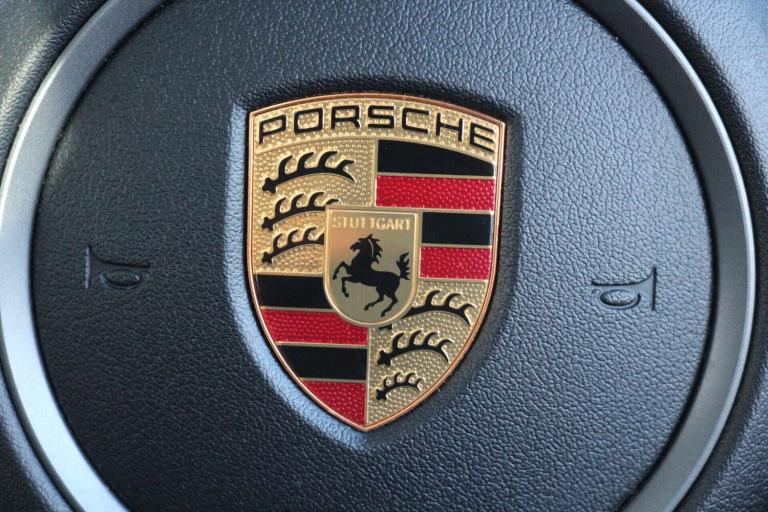 2021 Porsche Taycan BASE Saloon Electric Automatic