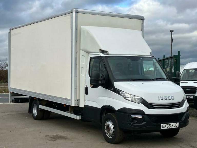 IVECO DAILY 70C-180 EURO 6 20FT BOX VAN WITH TAILLIFT WITH AIRCON.