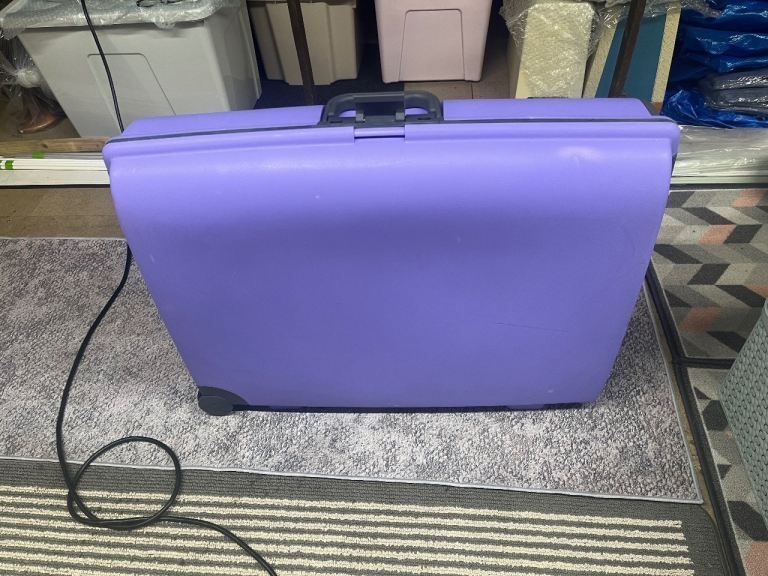 Carlton suitcase