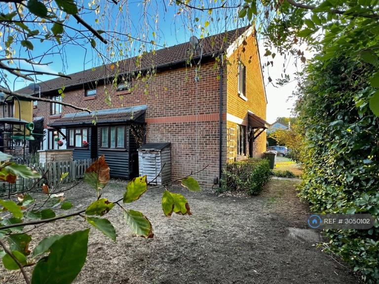 1 bedroom house in Cobb Close, Datchet, SL3 (1 bed) (#3050102)
