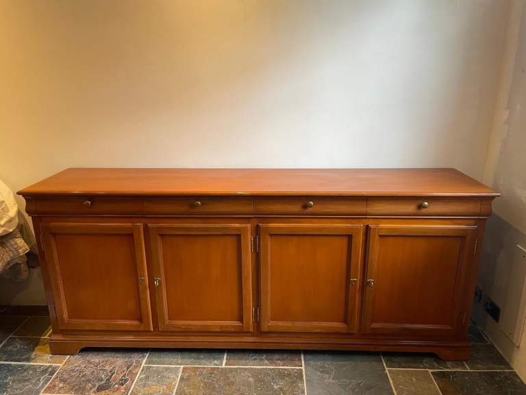 Sideboard