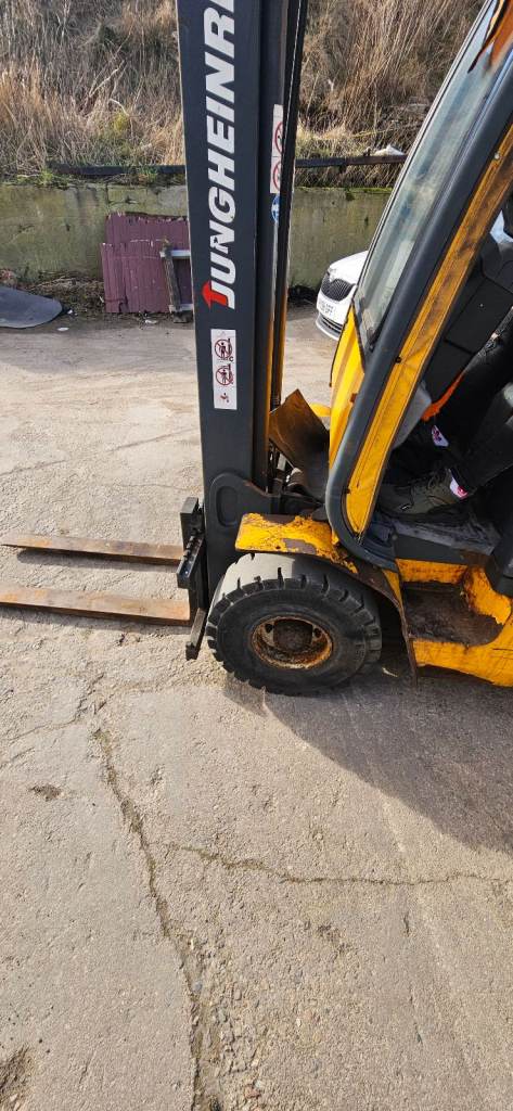 Junghienrich Forklift