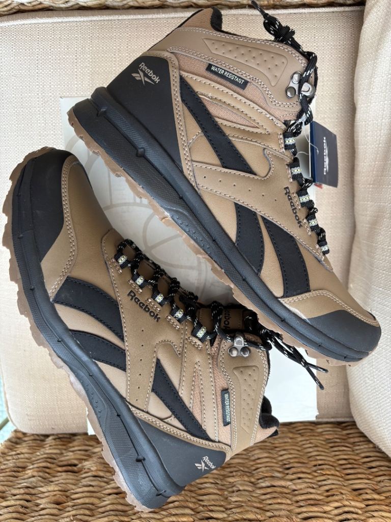 Reebok waterproof hiking mid boots size 9