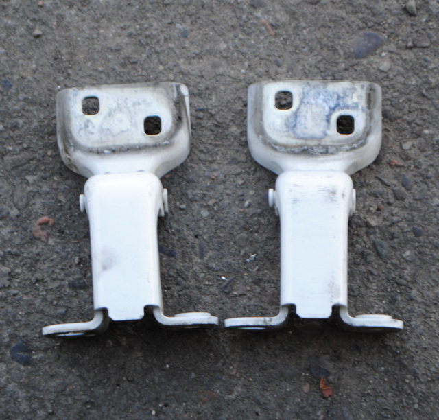 2015-2019 VAUXHALL VIVARO B MK2 FRONT DRIVERS SIDE DOOR HIGNES PAIR