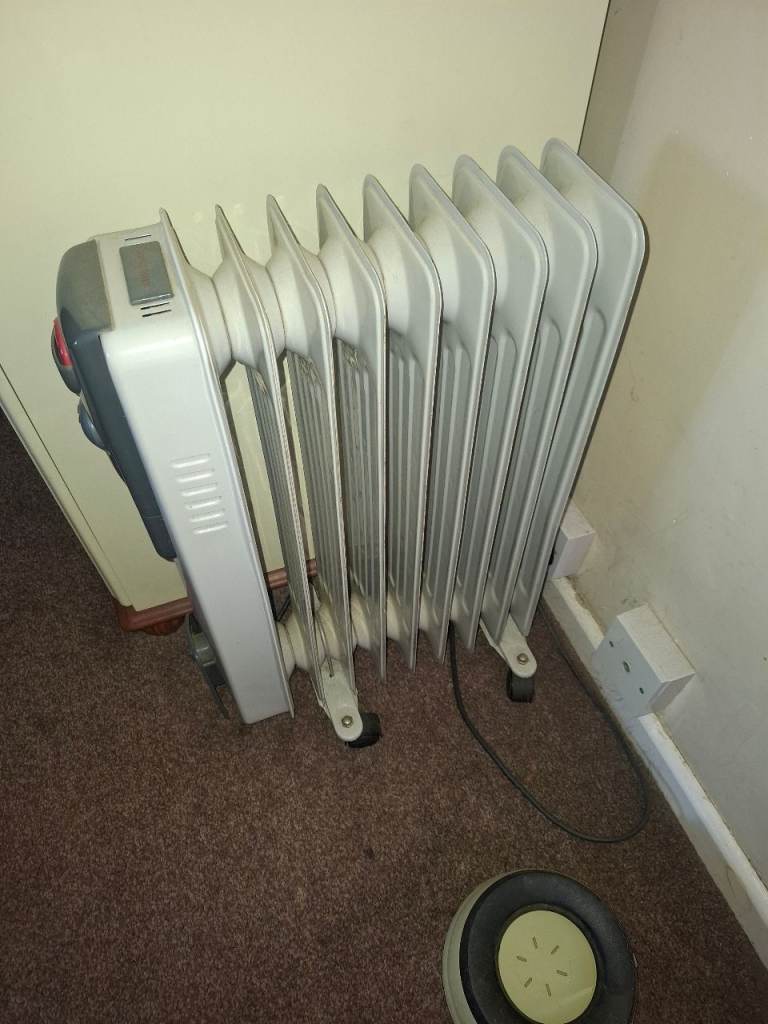 Oil finned radiator 