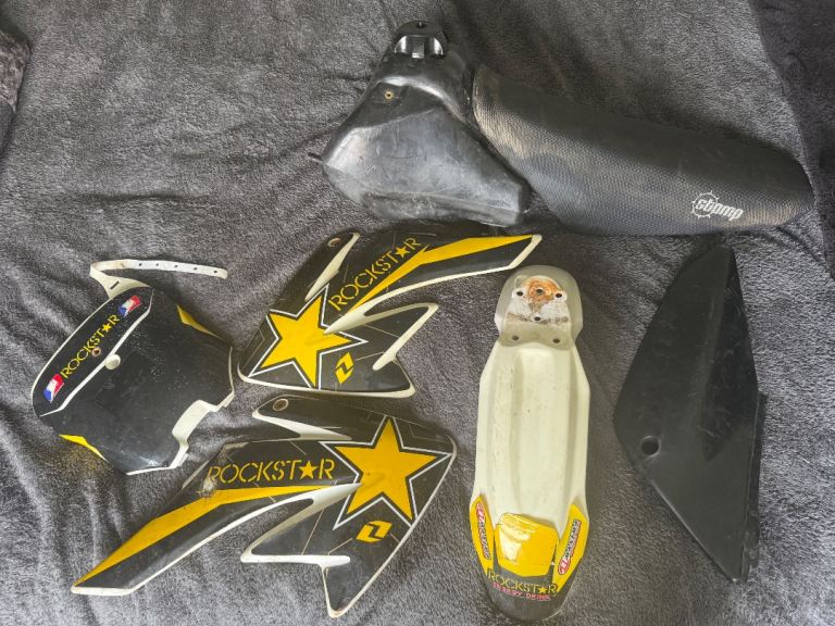 Pitbike plastics seat and tank crf 70 big wheel