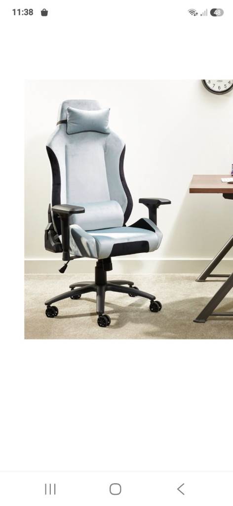 Beautiful computer/gaming chair