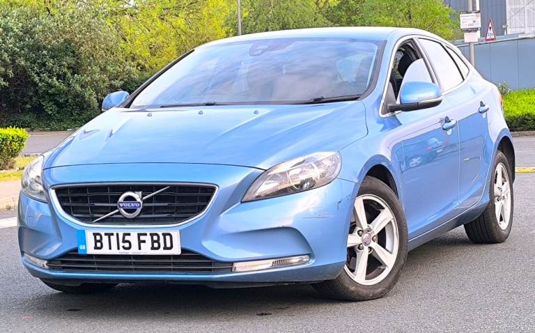 Volvo, V40, Hatchback, 2015, Manual, 1969 (cc), 5 doors