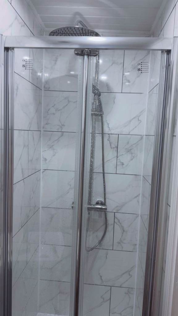 XL Double Ensuite Room with balcony