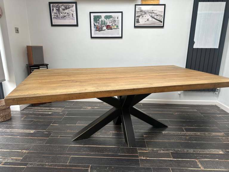 Solid Oak Dining Table – 220cm x 120cm