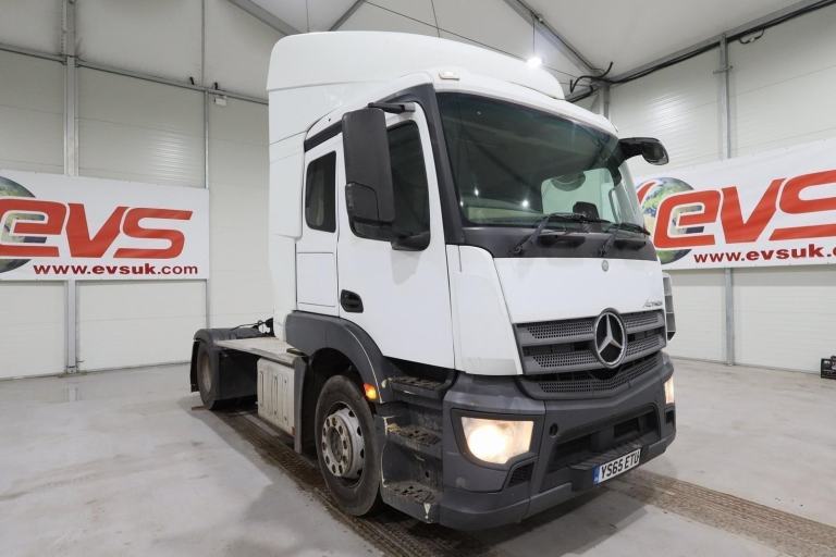 2015 (65 PLATE) Mercedes Benz Actros 1840 4x2 Euro 6 Tractor Units