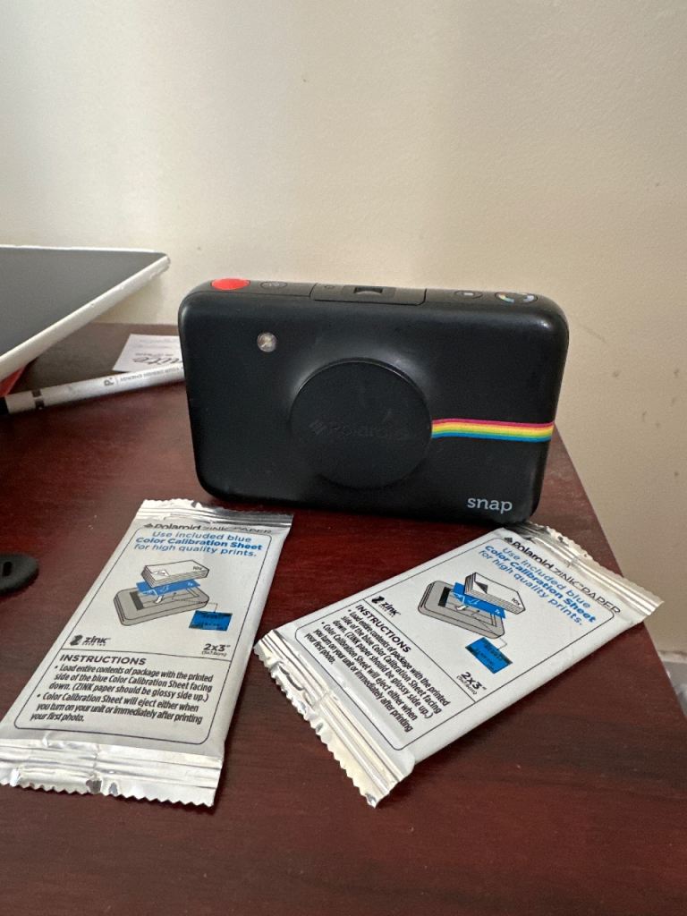 Polaroid Snap Instant Digital Camera – Black, Good Condition