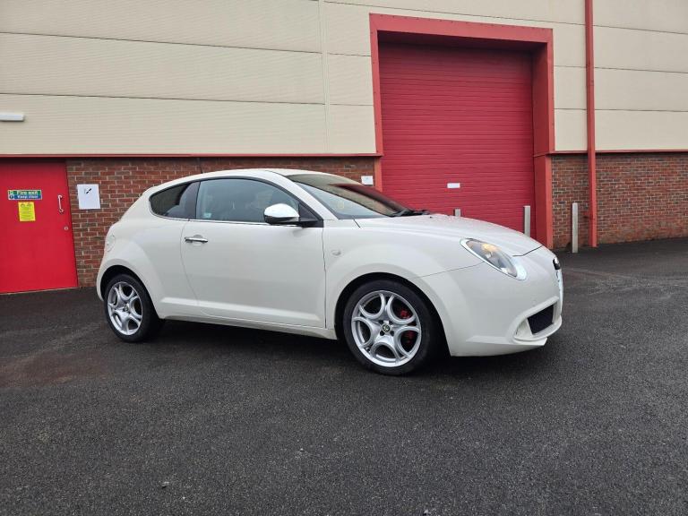 2014 Alfa Romeo MiTo 1.3 JTDM-2 Distinctive Euro 5 (s/s) 3dr HATCHBACK Diesel Manual