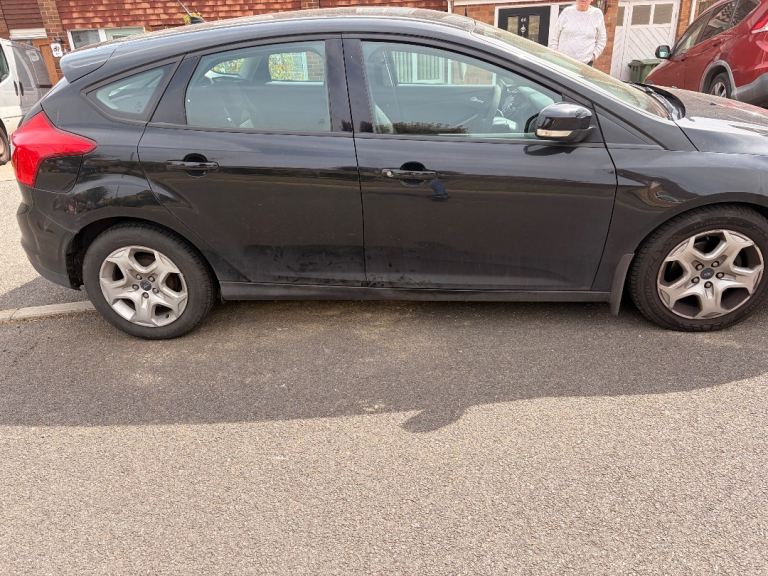 Ford, FOCUS, Hatchback, 2012, Manual, 1560 (cc), 5 doors