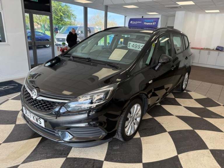 Vauxhall Zafira DESIGN 17 PLATE 7 SEATER DAB RADIO Petrol