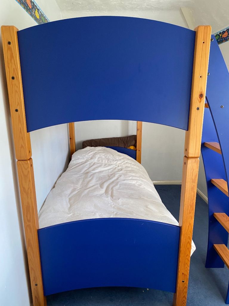 Excellent bunk beds 