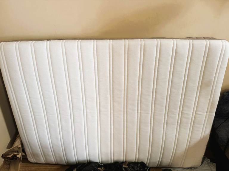 Perfect Condition IKEA Hamarvik UK Double Spring Mattress - Great Condition & FREE Fitted Sheet