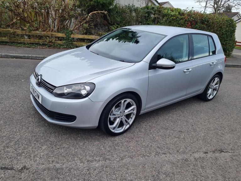Diesel One Years Mot £35 Road Tax Diesel 2011 Volkswagen Golf S Tdi 5 Door Hatchback