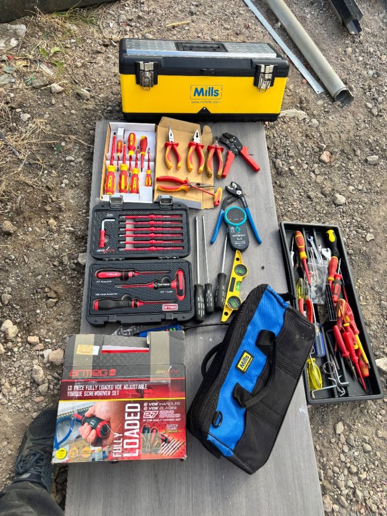 Electricians tools