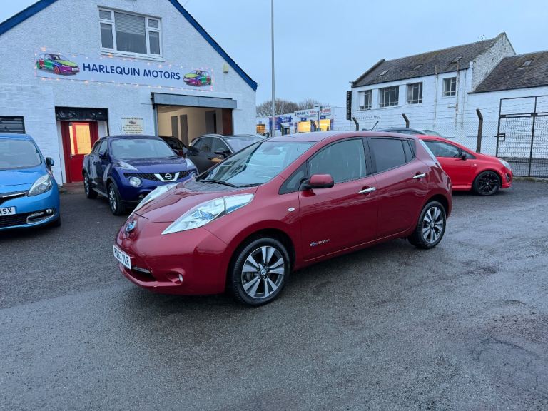 IMMACULATE 2012 NISSAN LEAF TEKNA ONLY 56k £20 TAX NEW TYRES MOT WARRANTY