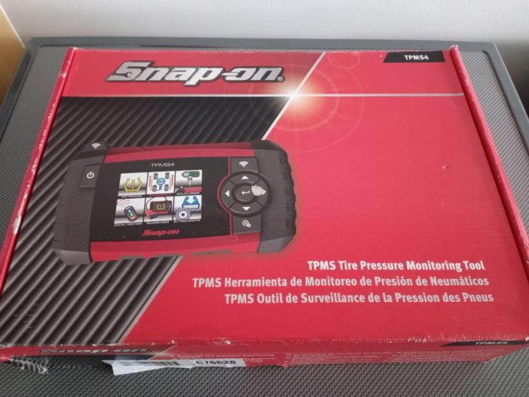 Snap On TPMS 4 Fully boxed with case and genuine USB stick