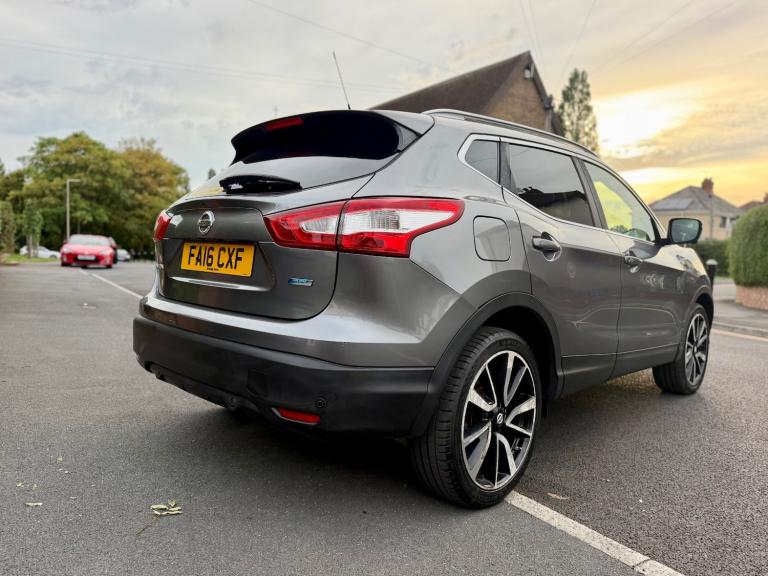 2016 Nissan Qashqai 1.5 dCi Tekna 5dr HATCHBACK Diesel Manual