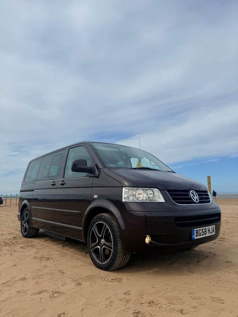 Volkswagen, CARAVELLE, Executive, MPV, 2.5TDI AUTO 84K MILES. Factory Bed