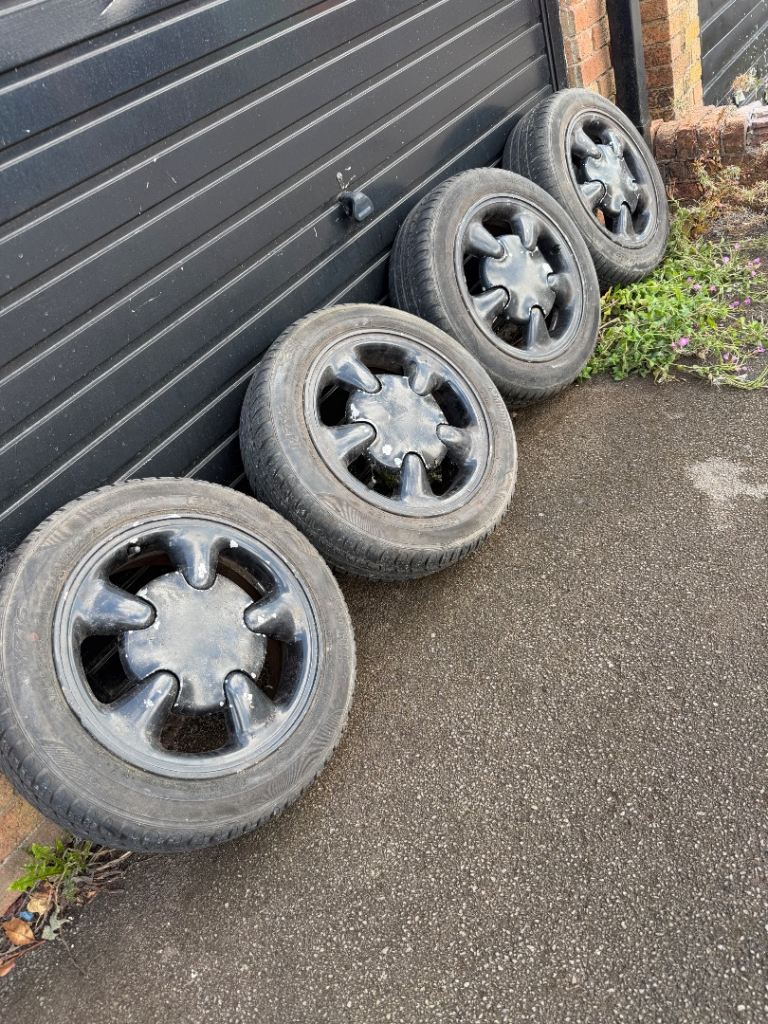Renault 19 16v alloys 