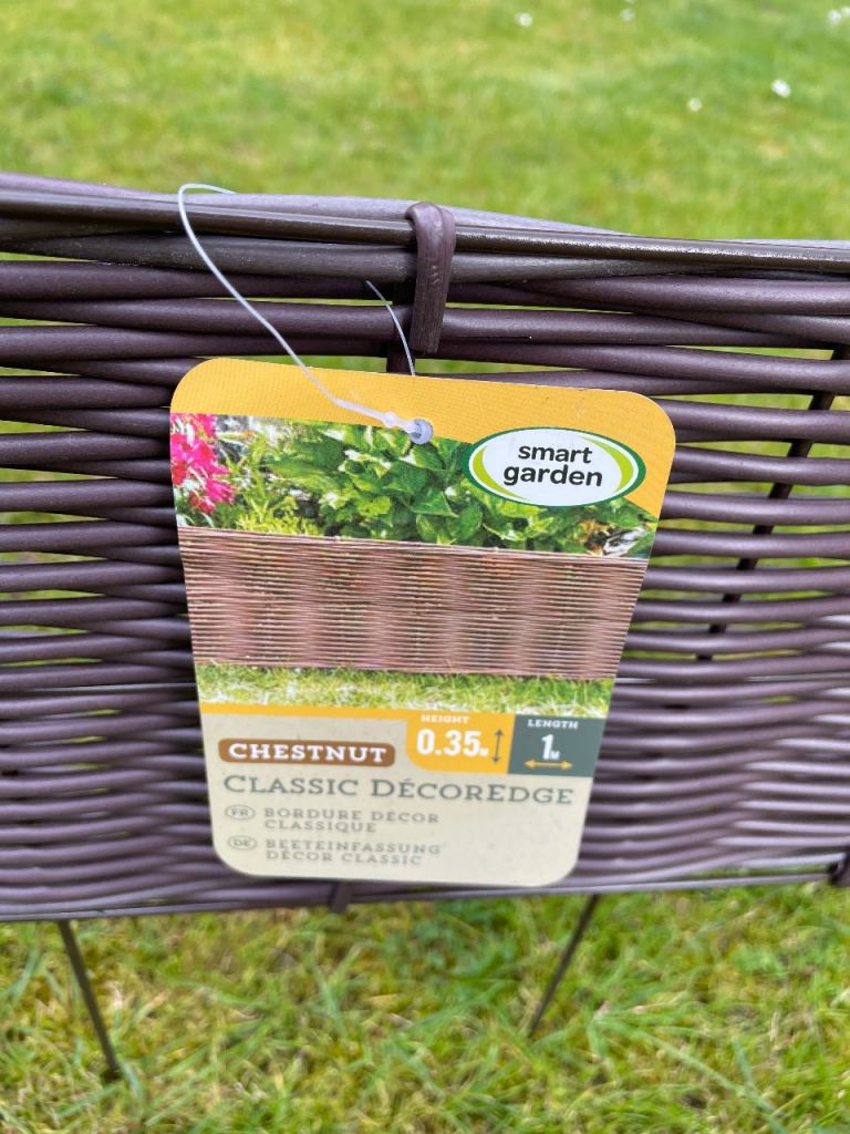 trellis Garden lawn edging 